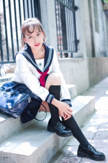 全黄H全肉后宫番